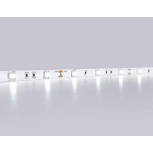 Светодиодная лента Ambrella Light 7,2W/m 30LED/m 5050SMD холодный белый 5M GS1803