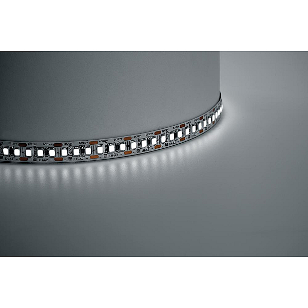 Светодиодная лента Feron 17W/m 180LED/m 2835SMD холодный белый 5M LS615 41280