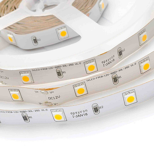 Светодиодная лента Apeyron 12В СТ 7,2Вт/м smd5050 30д/м IP20 360Лм/м 5м 3000К 00-37