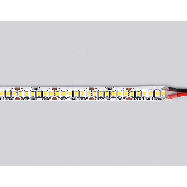 Светодиодная лента Ambrella Light 22W/m 240LED/m 2835SMD теплый белый 5M GS3501