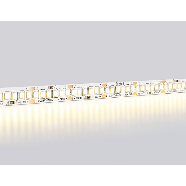 Светодиодная лента Ambrella Light 20W/m 240LED/m 2835SMD теплый белый 5M GS3401