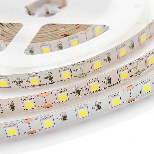 Светодиодная лента Apeyron 12В СТ 14,4Вт/м smd5050 60д/м IP20 700Лм/м 5м 6500К 00-15