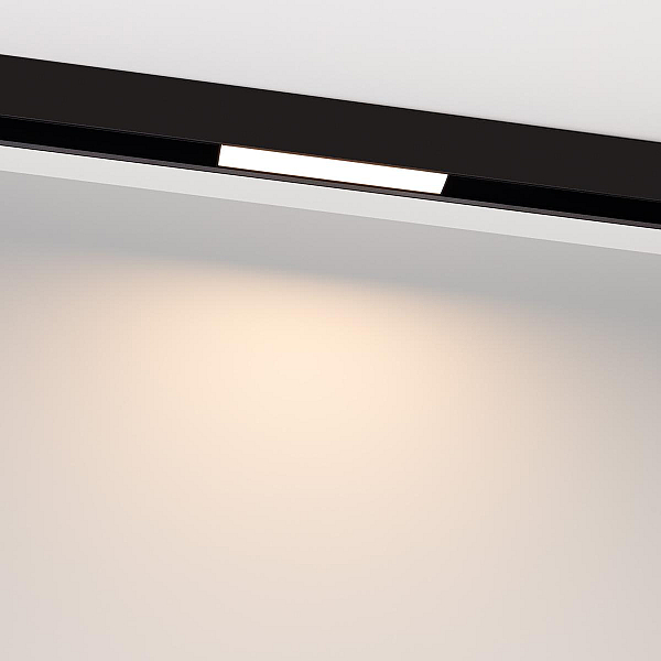 Трековый светодиодный светильник для магнитного шинопровода Arlight Mag-Flat-45-L205-6W Warm3000 026946