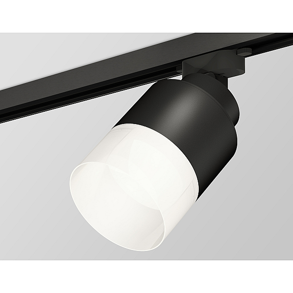 Трековый светильник Ambrella Light Track System XT8111002 (A2526, A2106, C8111, N8402)