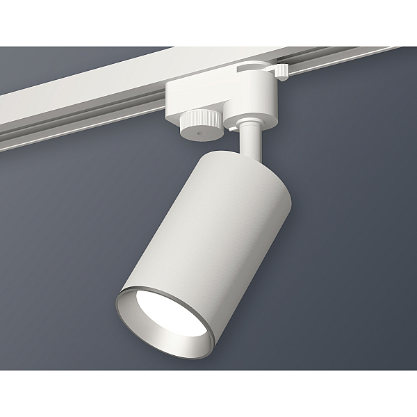 Трековый однофазный светильник Ambrella Light Track System XT6322004 (A2520, C6322, N6104)