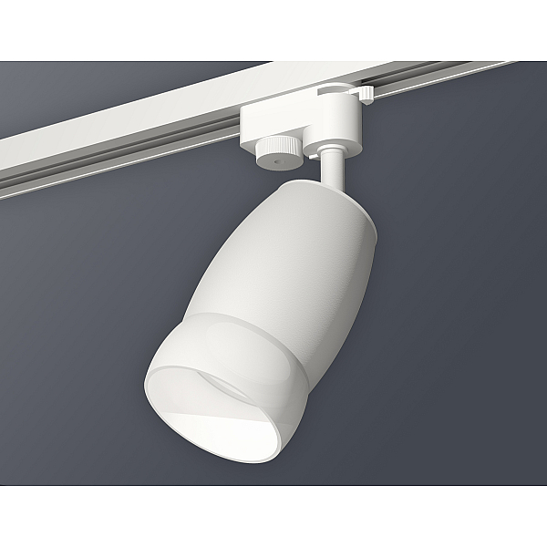 Трековый однофазный светильник Ambrella Light Track System XT1122008 (A2520, C1122, N7177)