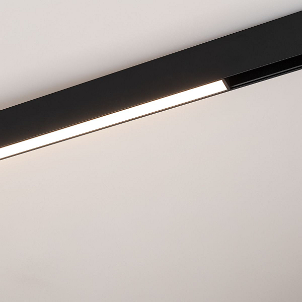 Трековый магнитный светильник Arlight MAG-ORIENT-FLAT-L235-8W Day4000 (Черный, 100 deg, 48V, DALI) (IP20 Металл) 033610(2)