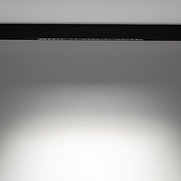 Трековый магнитный светильник Nowodvorski Focus Led Black 10643