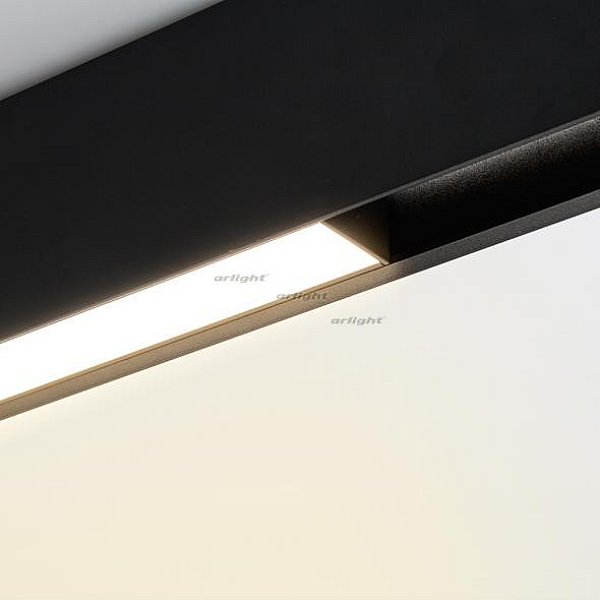 Трековый светодиодный светильник для магнитного шинопровода Arlight Mag-Flat-45-L405-12W Day4000 026951