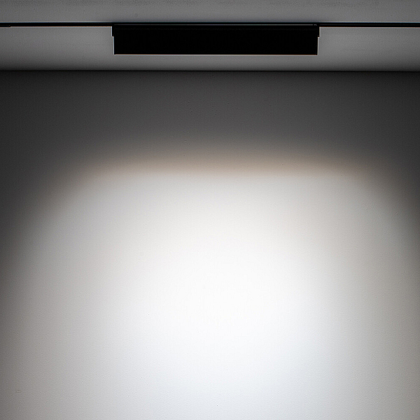 Трековый магнитный светильник Nowodvorski Focus Led Black 10645