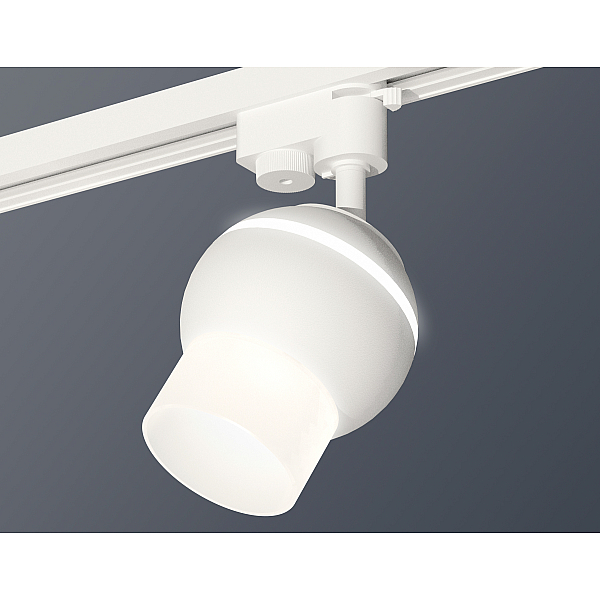 Трековый однофазный светильник Ambrella Light Track System XT1101072 (A2520, C1101, N7170)