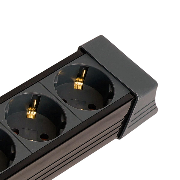 Сетевой фильтр 3-местный с/з Stekker 3x1мм2, 1,8 м, 250В, 16А Techno, HM22-31-02, черный 50153