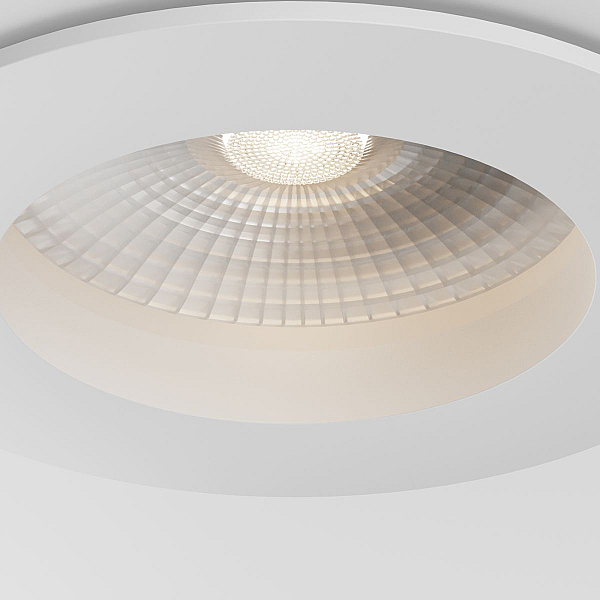 Уличный потолочный светильник Maytoni Cove O511DL-L5W3K