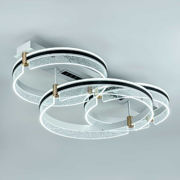 Потолочная люстра LED4U L1058-880 WH Потолочная люстра LED4U L1058-880 WH