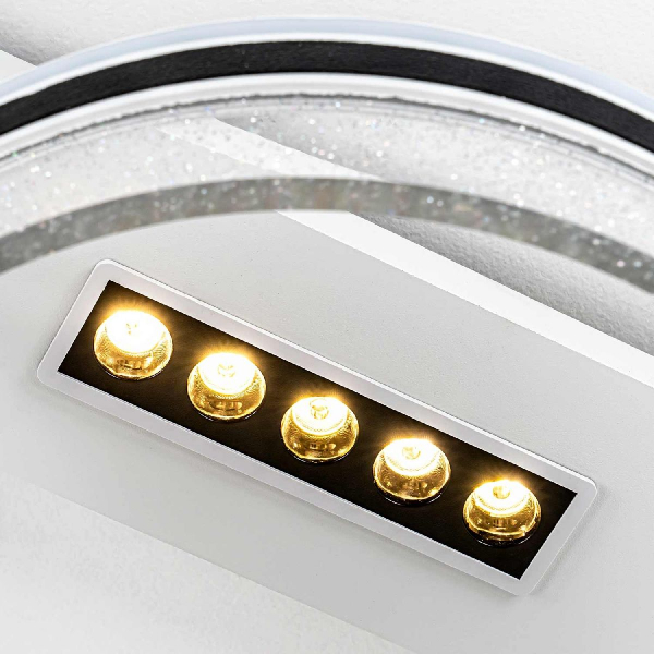 Потолочная люстра LED4U L1057-530 WH Потолочная люстра LED4U L1057-530 WH
