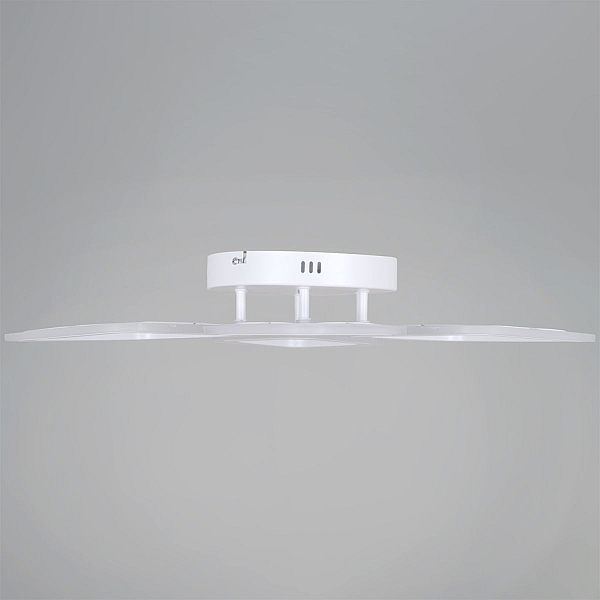 Потолочная люстра Reluce 10605-0.3-2+2 WH
