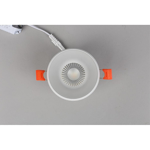 Встраиваемый потолочный светильник Omnilux Genova OML-102809-06