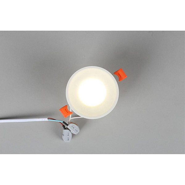 Встраиваемый потолочный светильник Omnilux Napoli OML-102709-01