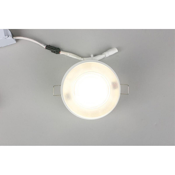Встраиваемый потолочный светильник Omnilux Mantova OML-103009-08