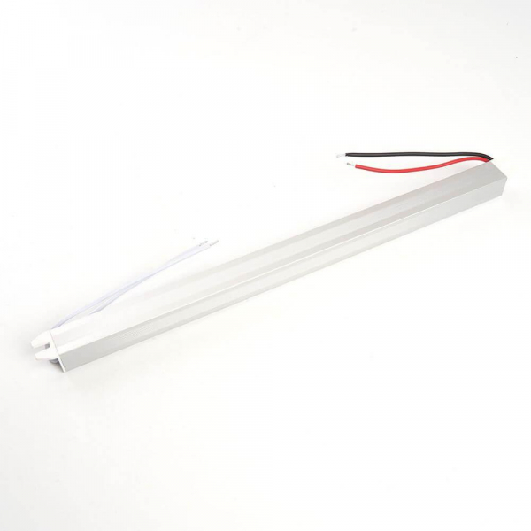 Блок питания для светодиодной ленты Feron LB001 12V 72W IP20 6A 48015 Блок питания для светодиодной ленты Feron LB001 12V 72W IP20 6A 48015