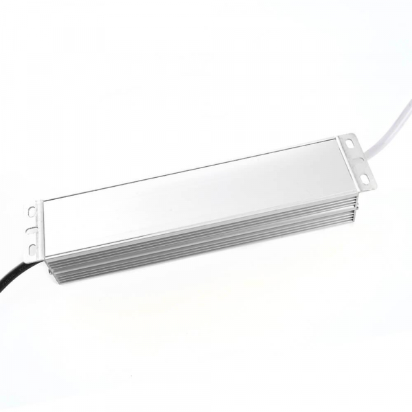 Блок питания для светодиодной ленты Feron LB007 12V 100W IP67 4,1A 48059 Блок питания для светодиодной ленты Feron LB007 12V 100W IP67 4,1A 48059