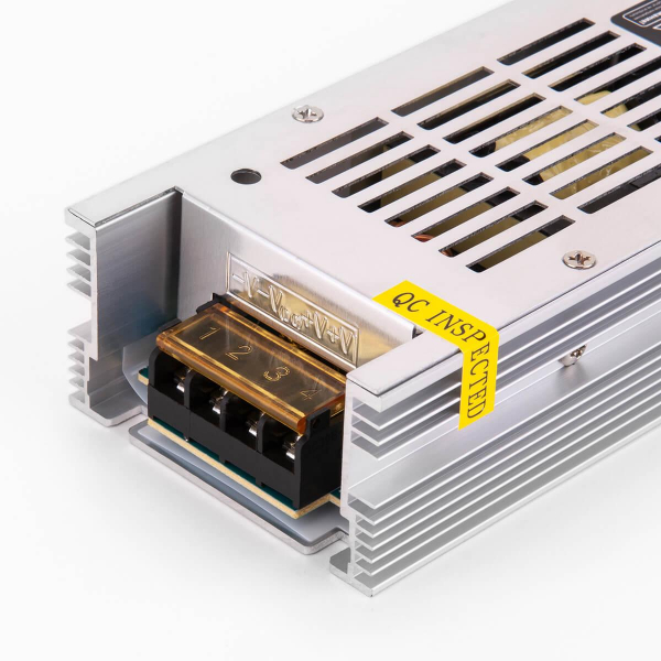 Блок питания для светодиодной ленты Elektrostandard LST 24V 250W 10,41A a052984 Блок питания для светодиодной ленты Elektrostandard LST 24V 250W 10,41A a052984