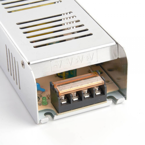 Блок питания для светодиодной ленты Feron 24V 200W IP20 8,3A LB019 48047 Блок питания для светодиодной ленты Feron 24V 200W IP20 8,3A LB019 48047