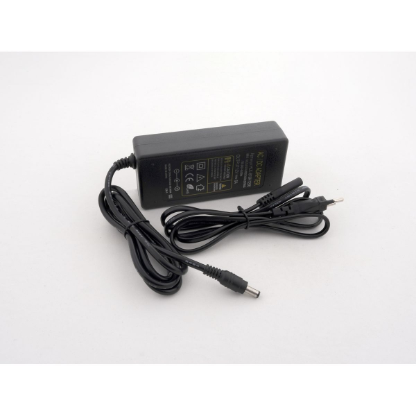 Адаптер LEDS POWER 6А 12В (72Вт) 003245 Адаптер LEDS POWER 6А 12В (72Вт) 003245
