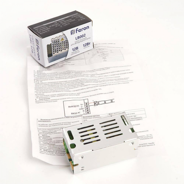 Блок питания для светодиодной ленты Feron LB002 12V 12W IP20 1A 48005 Блок питания для светодиодной ленты Feron LB002 12V 12W IP20 1A 48005