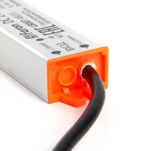 Блок питания для светодиодной ленты Feron LB007 12V 40W IP67 1,6A 48055 Блок питания для светодиодной ленты Feron LB007 12V 40W IP67 1,6A 48055