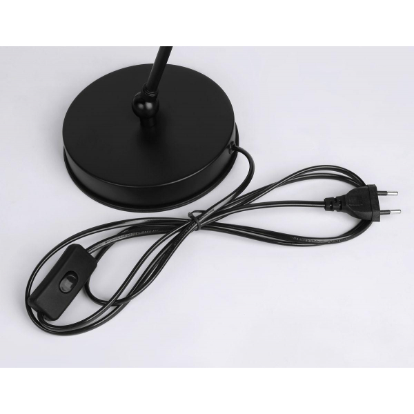 Настольная лампа Ambrella light Traditional TR8153 Настольная лампа Ambrella light Traditional TR8153