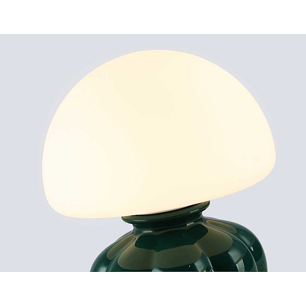 Настольная лампа Ambrella Light HIGH LIGHT LH53249