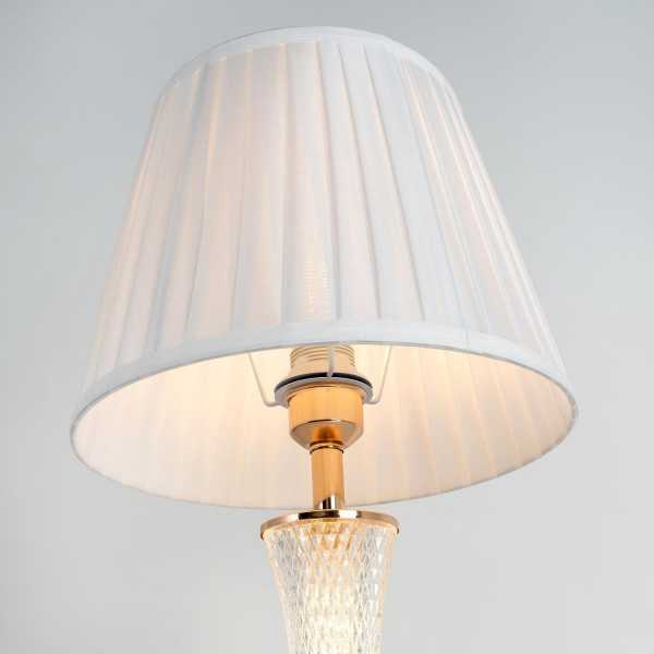 Настольный светильник LED4U L6161 GD Настольный светильник LED4U L6161 GD