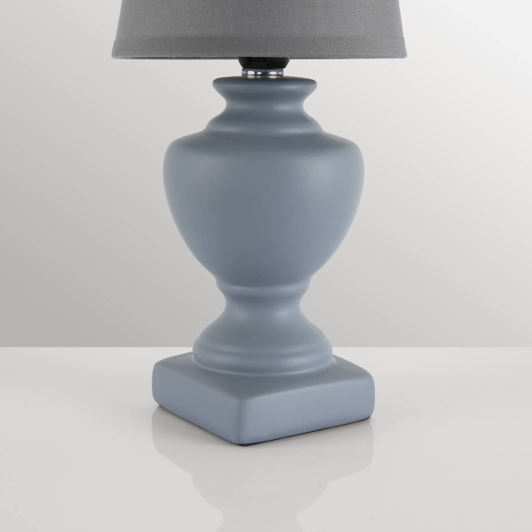 Настольная лампа Lumion Classi Bianka 8164/1T Настольная лампа Lumion Classi Bianka 8164/1T