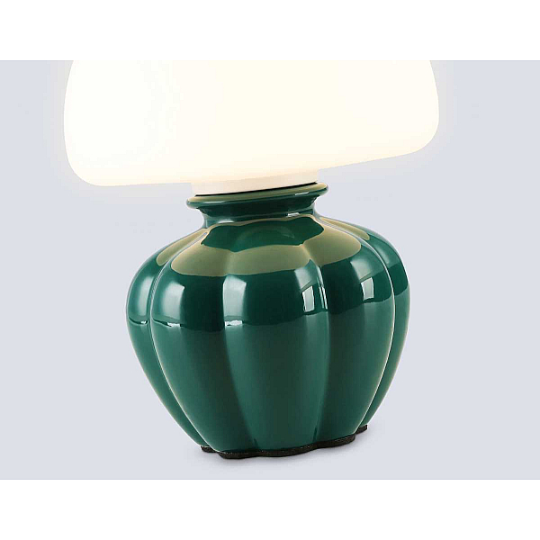 Настольная лампа Ambrella Light HIGH LIGHT LH53249
