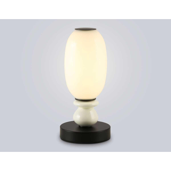 Настольная лампа Ambrella Light HIGH LIGHT LH53154