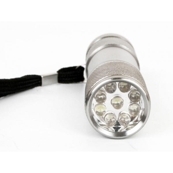 Ручной светодиодный фонарь Ultraflash Classic от батареек 90х30 20 лм UF9LED 7903