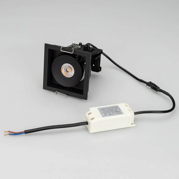 Встраиваемый светодиодный светильник Arlight CL-Simple-S80x80-9W Day4000 026875 Встраиваемый светодиодный светильник Arlight CL-Simple-S80x80-9W Day4000 026875