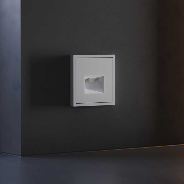 Накладка для розетки компьютерной двойной RJ45+RJ45 кат.6, S70 (серый) Voltum VLS001416