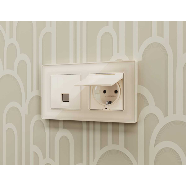 Лицевая панель розетки AMBRELLA VOLT AP3120