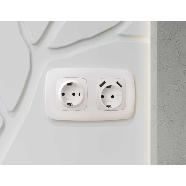 Лицевая панель розетки AMBRELLA VOLT OP2070