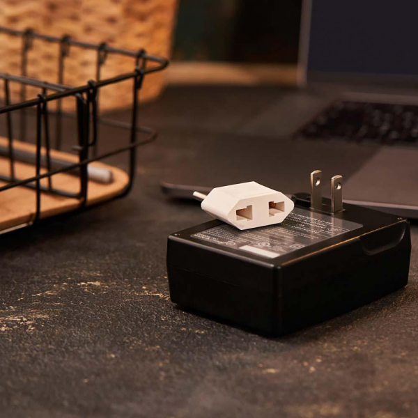 Адаптер сетевой (переходник) с Евро А/F на тонкую вилку С1 плоский «Тефаль» 6А б/з белый PROCONNECT (пакет БОПП 1 шт/уп.) 11-1041-9