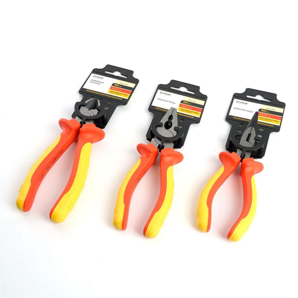 Длинногубцы диэлектрические, 160мм, Cr-V, двухкомпонентная рукоятка PLM-2-160-P 39780