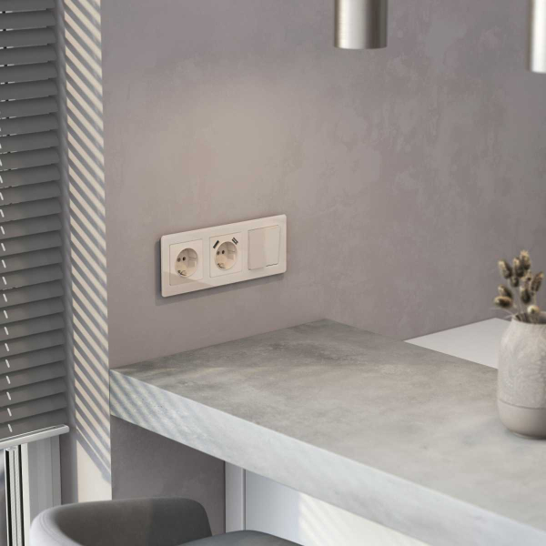 Накладка для розетки USB Werkel белый акрил W1179543 4690389197215