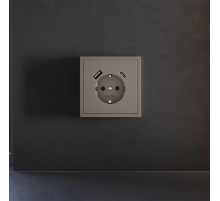 Накладка для розетки с заземлением и защитными шторками, с USB A+C, S70 (капучино) Voltum VLS001014