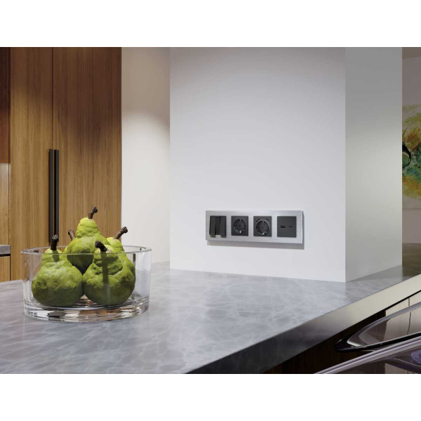 Лицевая панель розетки AMBRELLA VOLT AP9110