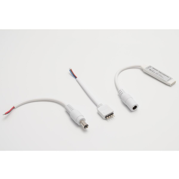 Мини-контроллер RGB Apeyron с пультом 12/24V 04-18 Мини-контроллер RGB Apeyron с пультом 12/24V 04-18