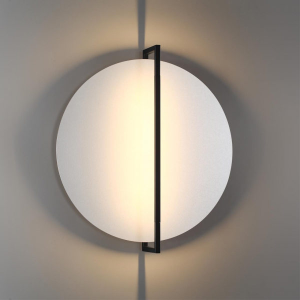Настенно-потолочный светодиодный светильник Odeon Light Hightech Lunar 7015/20WL Настенно-потолочный светодиодный светильник Odeon Light Hightech Lunar 7015/20WL