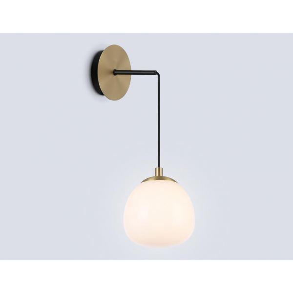 Настенный светильник со сменной лампой Ambrella light High Light LH51005 Настенный светильник со сменной лампой Ambrella light High Light LH51005