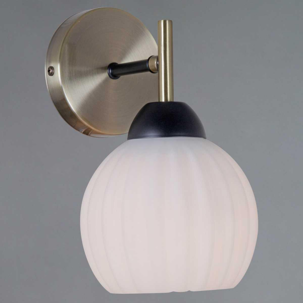 Светильник настенный Illumico IL0579-1WSQ-25 BK AB TRENTO Светильник настенный Illumico IL0579-1WSQ-25 BK AB TRENTO